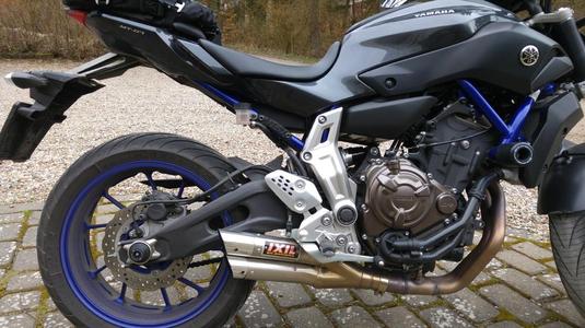 MT-07/FZ-07 passenger footpeg blanking plate