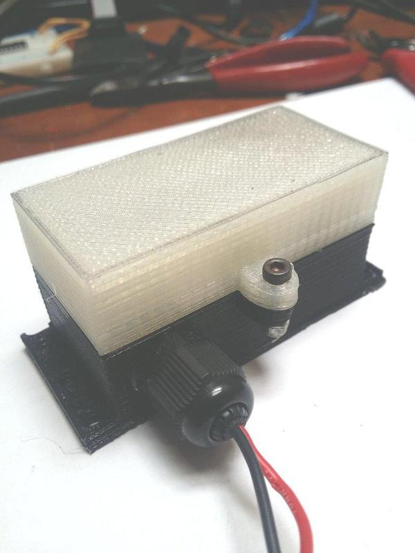 Case - Outdoor - Mountable