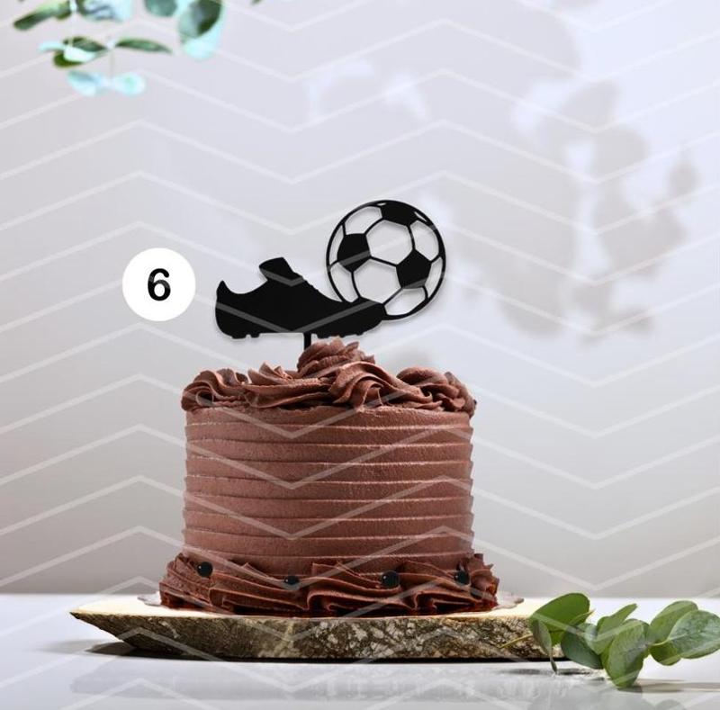 Football cake topper - version 6 Sneaker