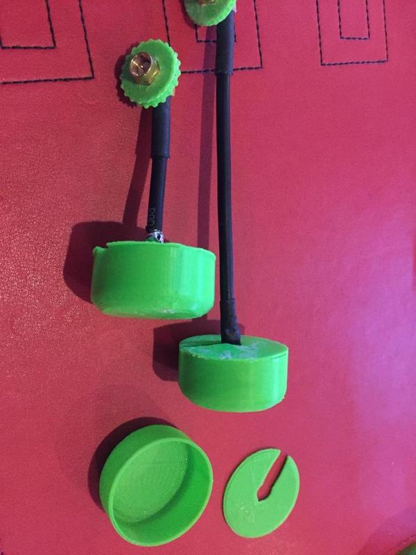 5.8GHZ antenna protector for Skew or Cloverleaf style antennas.