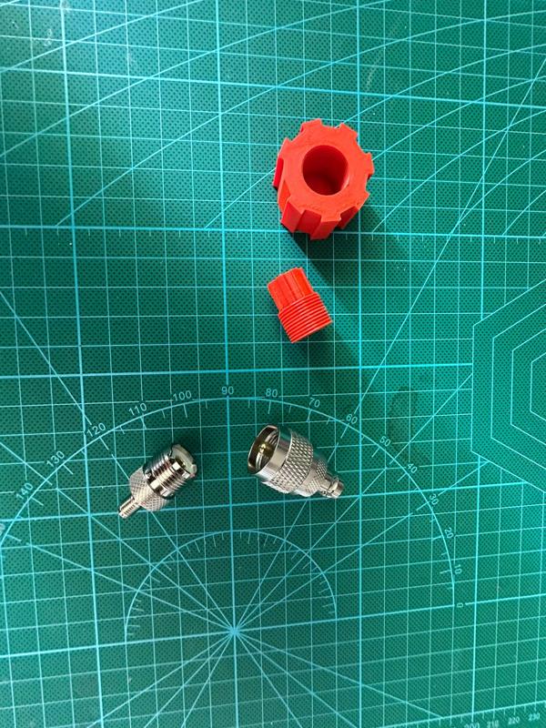 UHF/PL239/PL259 screwable caps