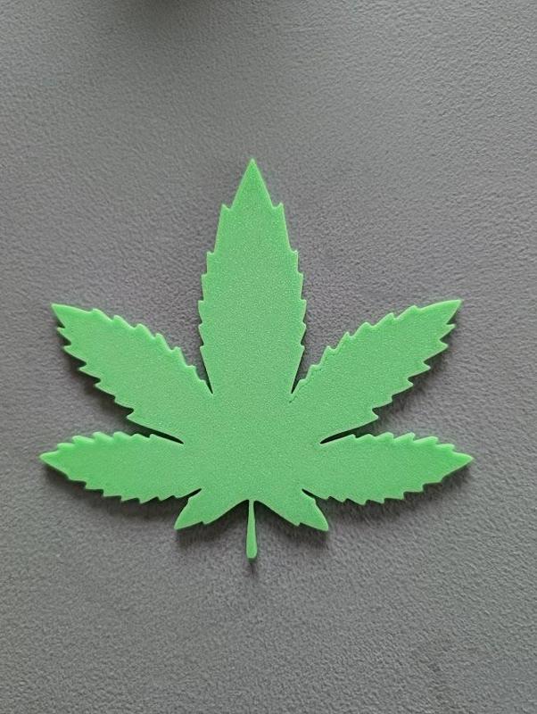 Hemp Leaf