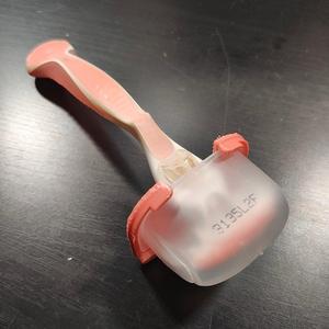 Gillette Venus Comfortglide Razor Refill Travel Lid