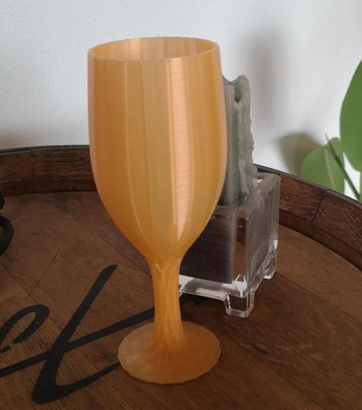 Champagne Glass Scheldegotik Style