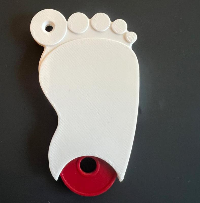 Foot Keychain with Cart token