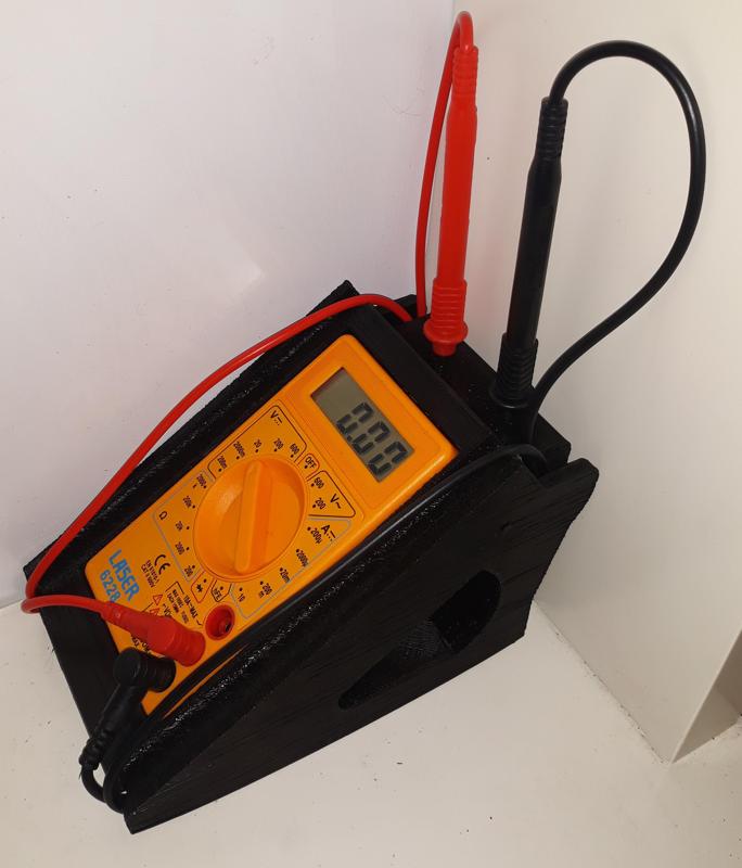 Multi reader storage case