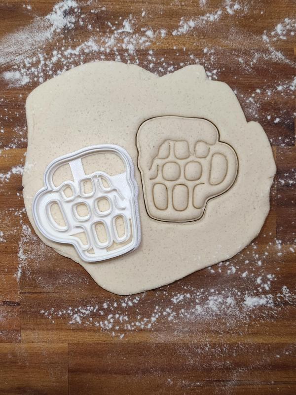 Beer cookie cutter