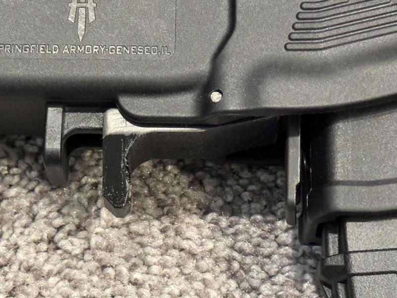 Hellion Bolt Release