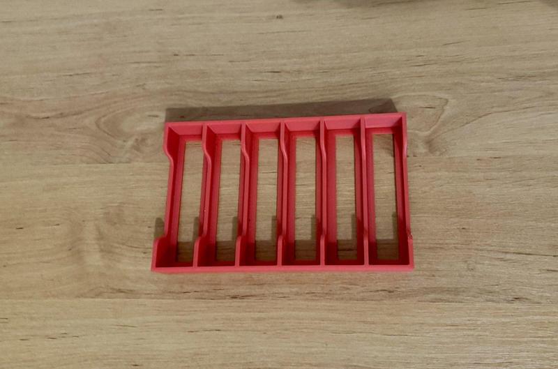 Hard drive stand for six 3.5" NORMAL drives