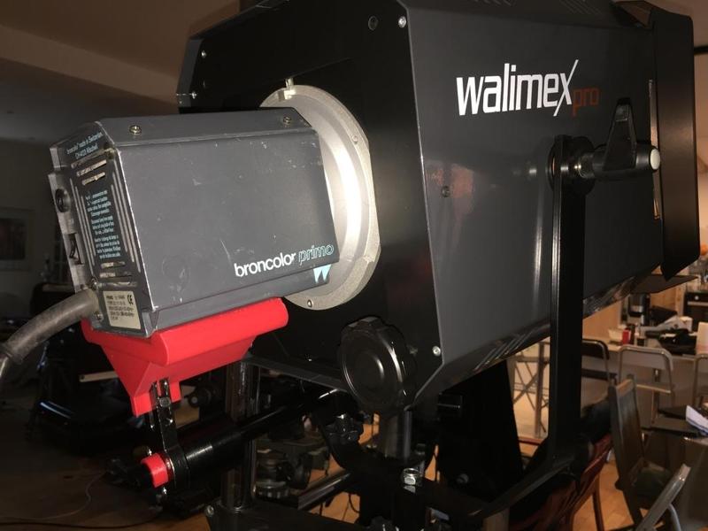 Support Broncolor Primo on Spot Walimex