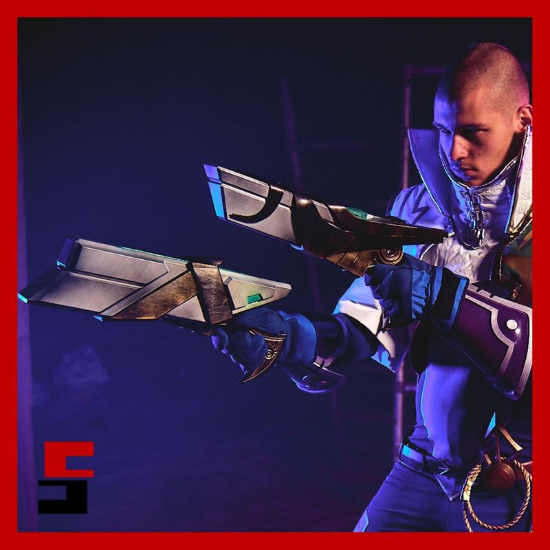 Lucian Pistols Prop Replica League of Legends LoL Gun Weapons