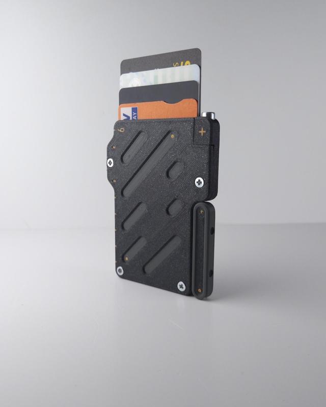 Wallie - Lever action Wallet