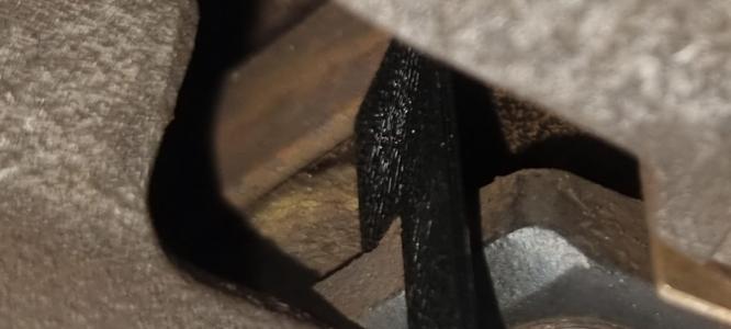 Brake pad thickness gauge