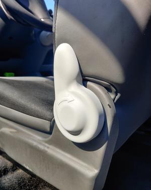 Square Shaft Seat Handle Replacement (Aygo/C1/107)