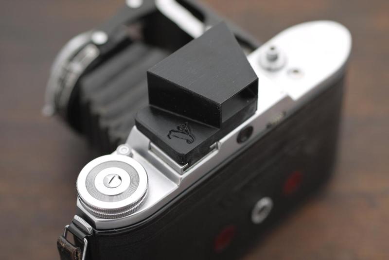 Voigtländer Bessa 1 viewfinder/sportsfinder (and accessory shoe)