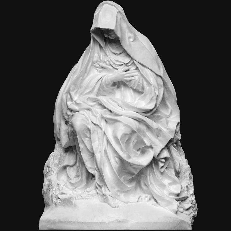 Virgen María sentada