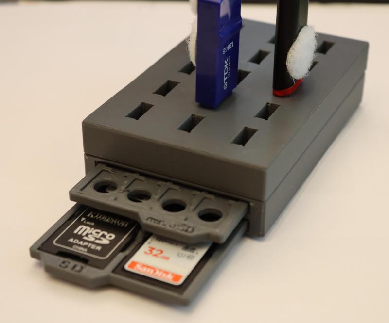 USB Stick Holder for desk organiser