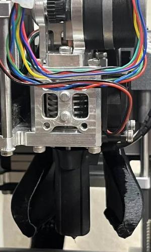 Magneto X FRONT FACING CPAP Duct (18mm) w/ BEACON Mount