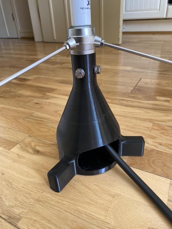 Diamond Antenna Floor Stand