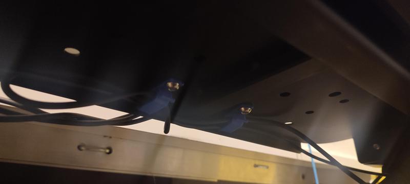 Cable clip for M6 bolt