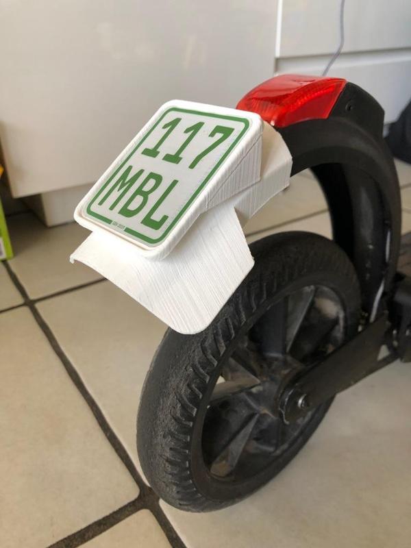 E-Twow / Kugoo / E-scooter Versicherungsplakette Halter mit Fender