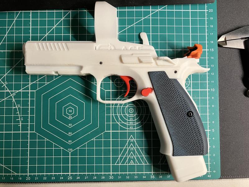 Modified CZ Shadow 2 grip module for ACE XR