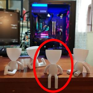 LITTLE POTTED PERSON 3