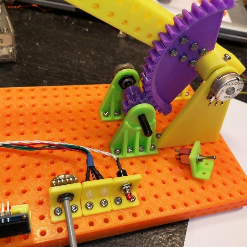 Rapid Mockup Prototype Electronic Projects 10 x 10 mm screw together system