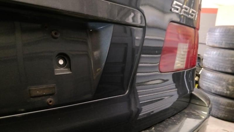 Touring Plate Bracket Fastener for BMW E39 