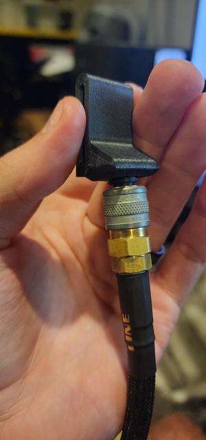 airsoft hpa hose qd molle mount