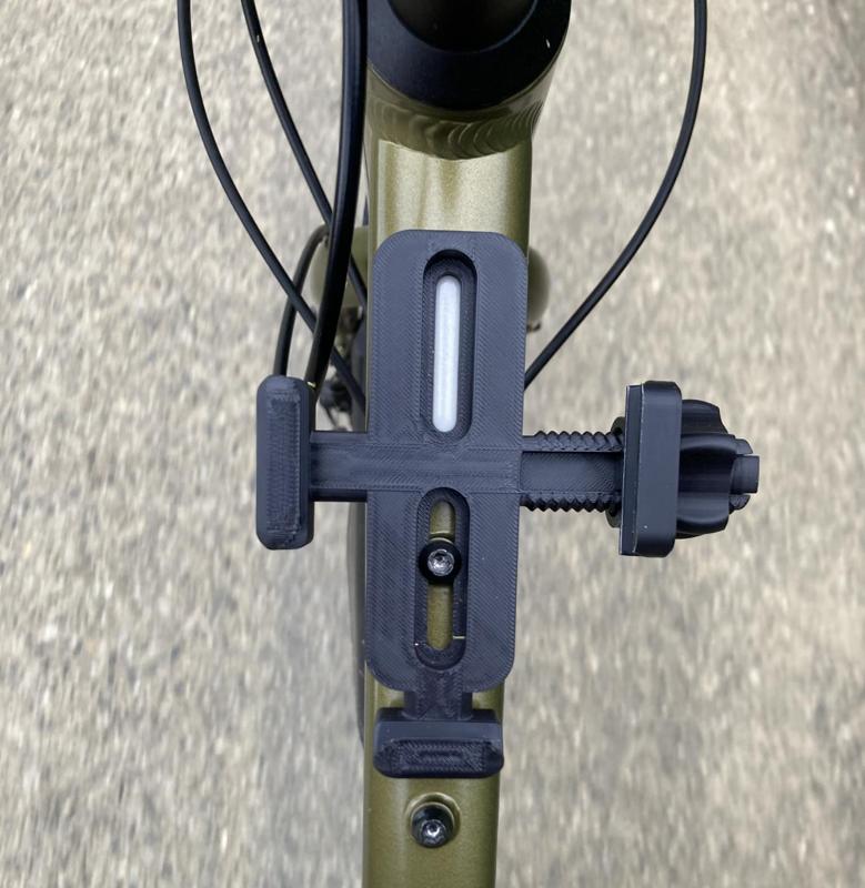 Phone bike mount (on standard water bottle mount)