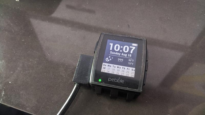 Pebble Steel magnetic charger