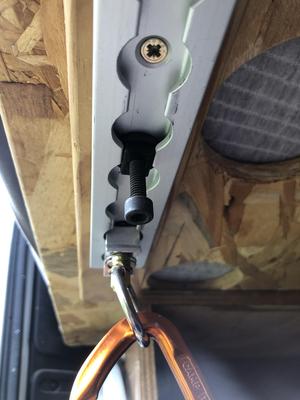 M6 airline rail (L-track)