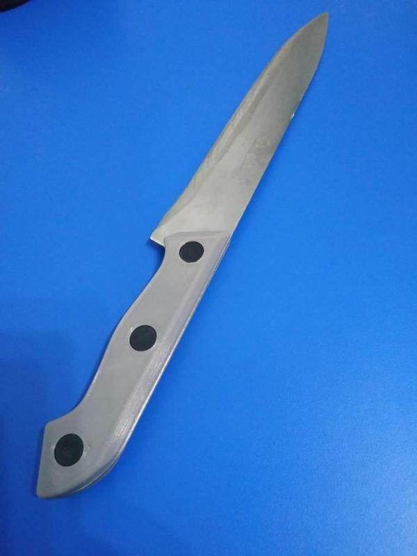 Knife handle