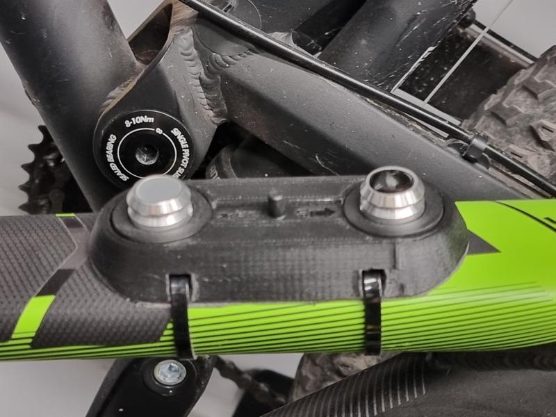 Fidlock frame adapter