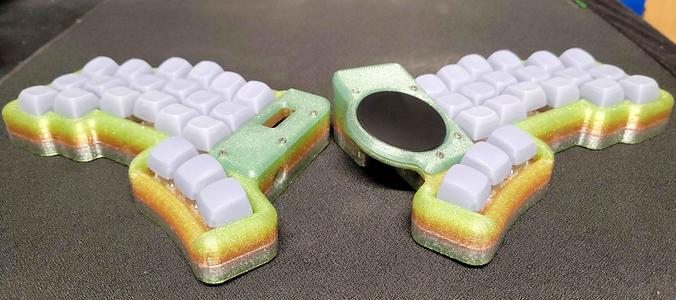 Case for Cornia (V1) including a trackpad version (40mm)