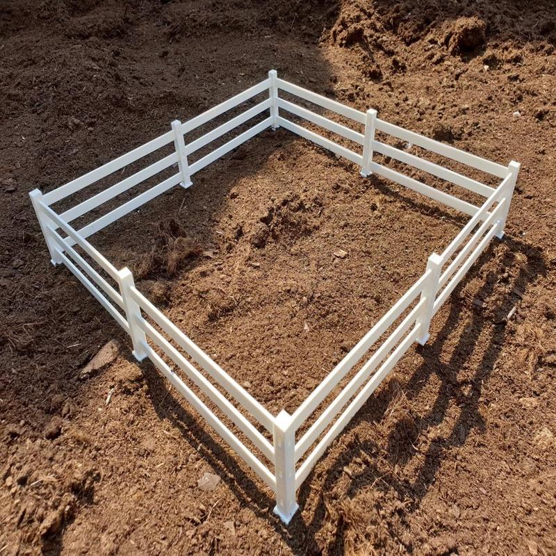 Modular farm fence in G-scale