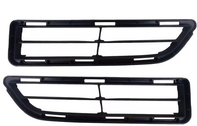 Toyota Hilux 2023 Front Fender Grille