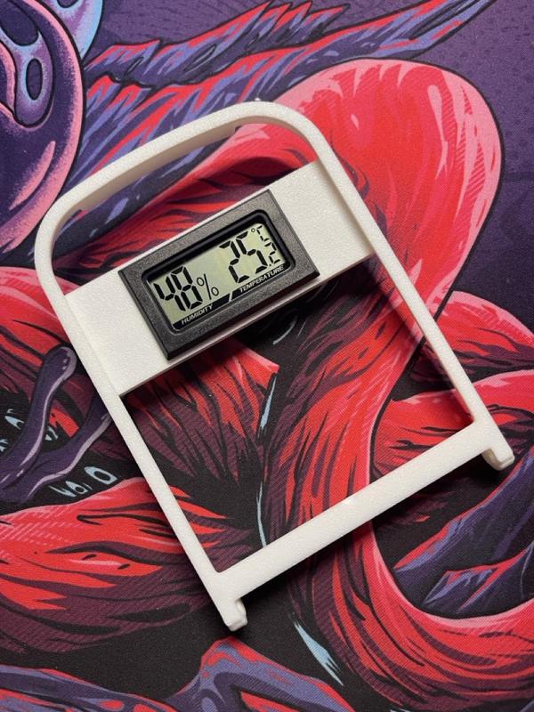 Universal Spool Container Square Hydrometer Mount