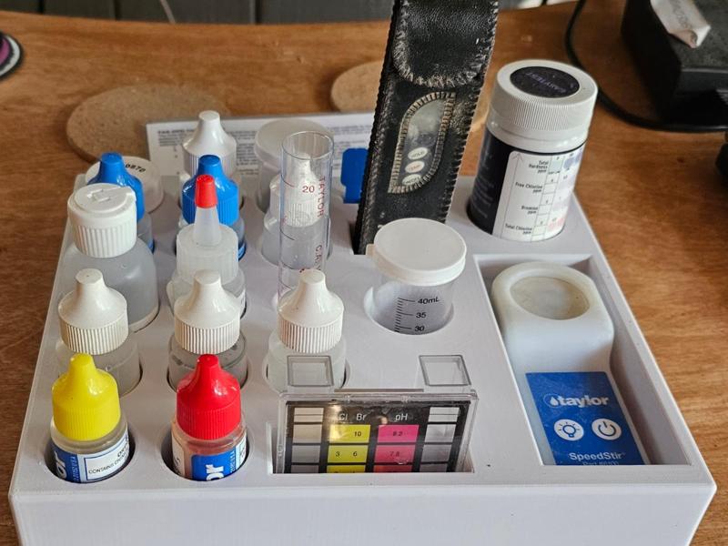 Pool TF-100 Test Kit tray