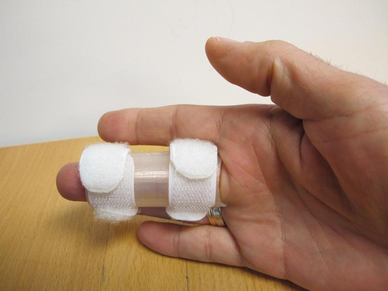 Finger Splints / Férula de dedo