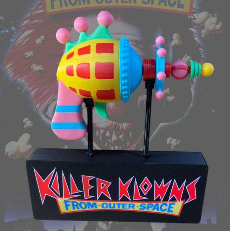 Killer Klowns From Outer Space Display
