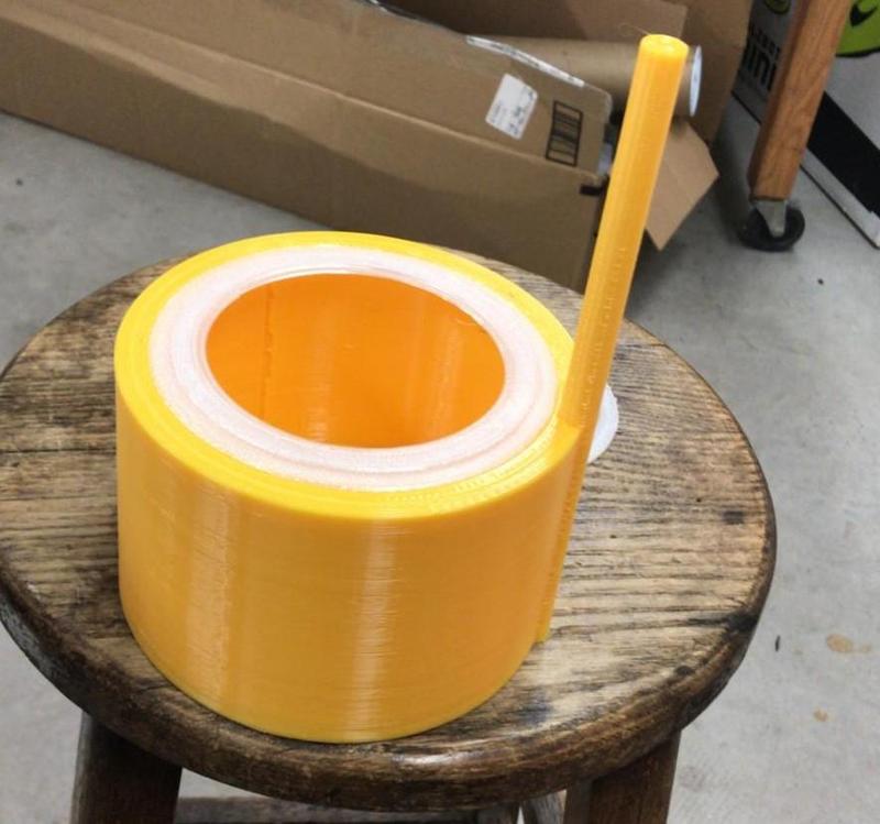 Cryogenic Dewar Flask with clamping rod