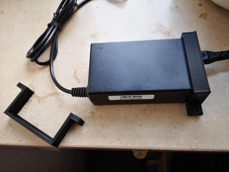 Halterung Netzteil Powerxtreme Caravan Mover