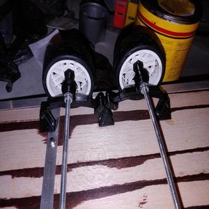 RC Trailer Suspension