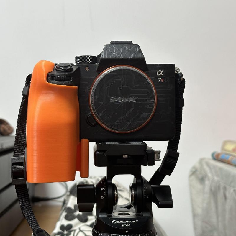 sony a7r3 comfortable grip V2.0
