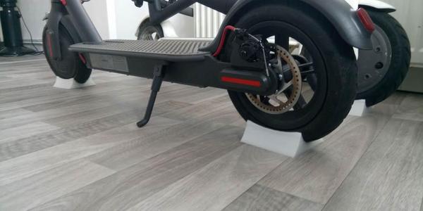 Xiaomi m365 stand
