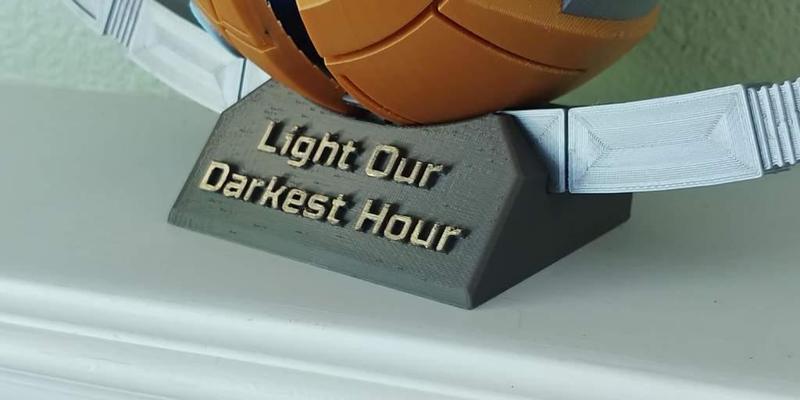 Stand for Autobot Matrix of Leadersip