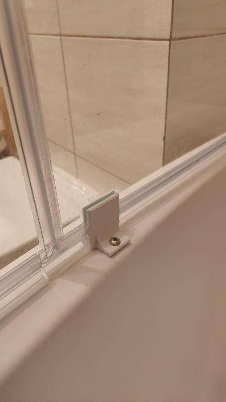 Shower glass holder v2