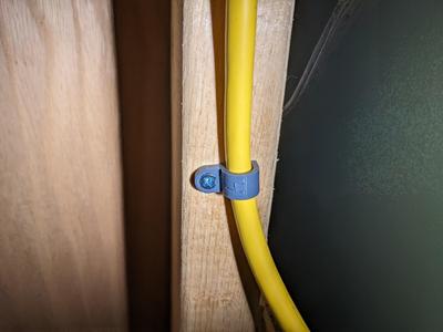 10mm cable clip for #6 wood screws